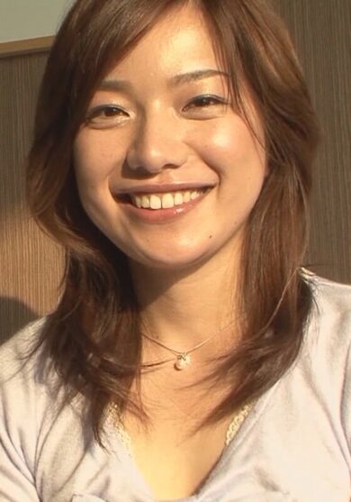 出演作は1本限り?!ガチで可愛い素人妻が手違いでAVデビュー
